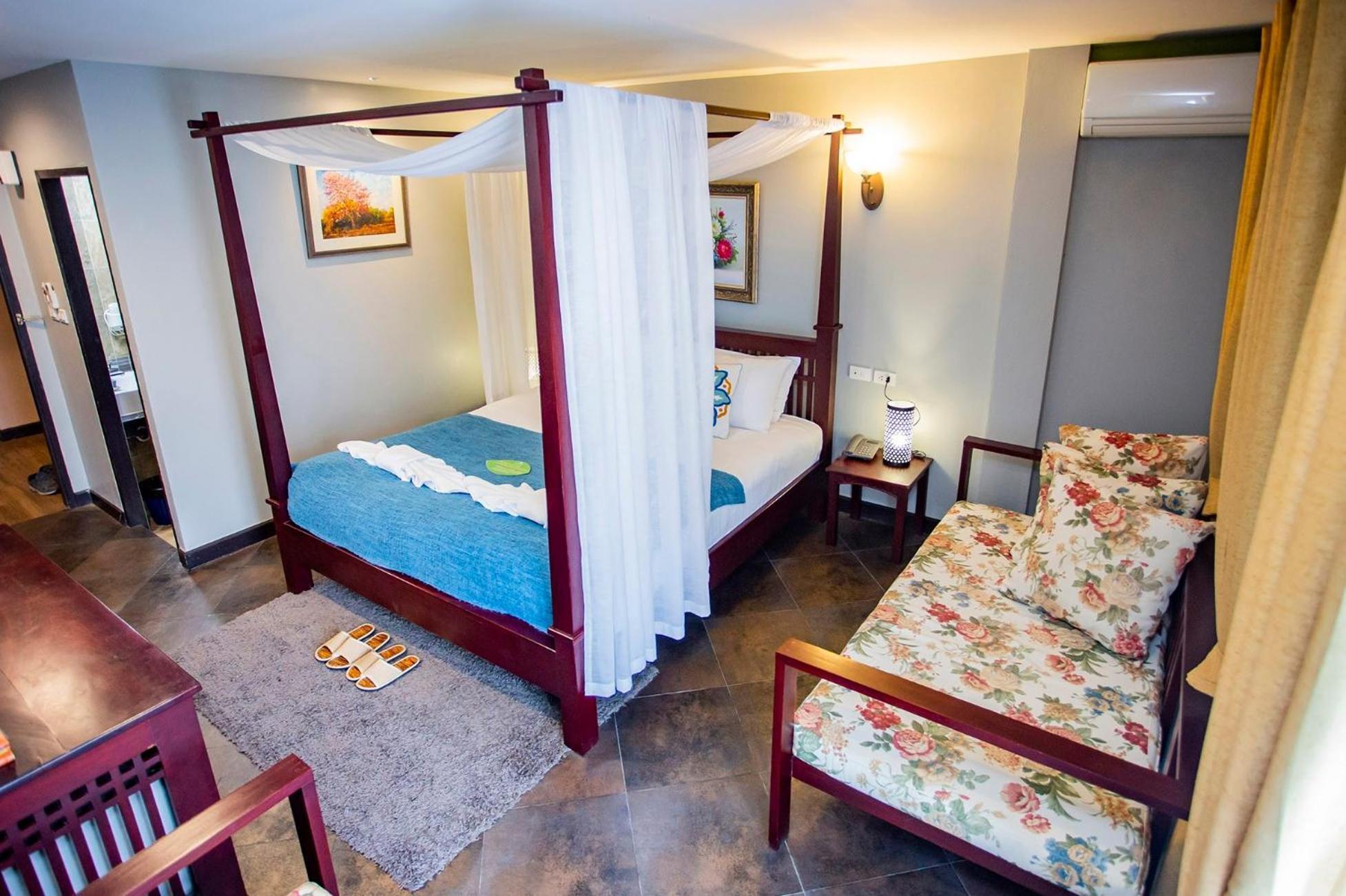 La Villa Boutique Hotel Aranya Prathet Buitenkant foto