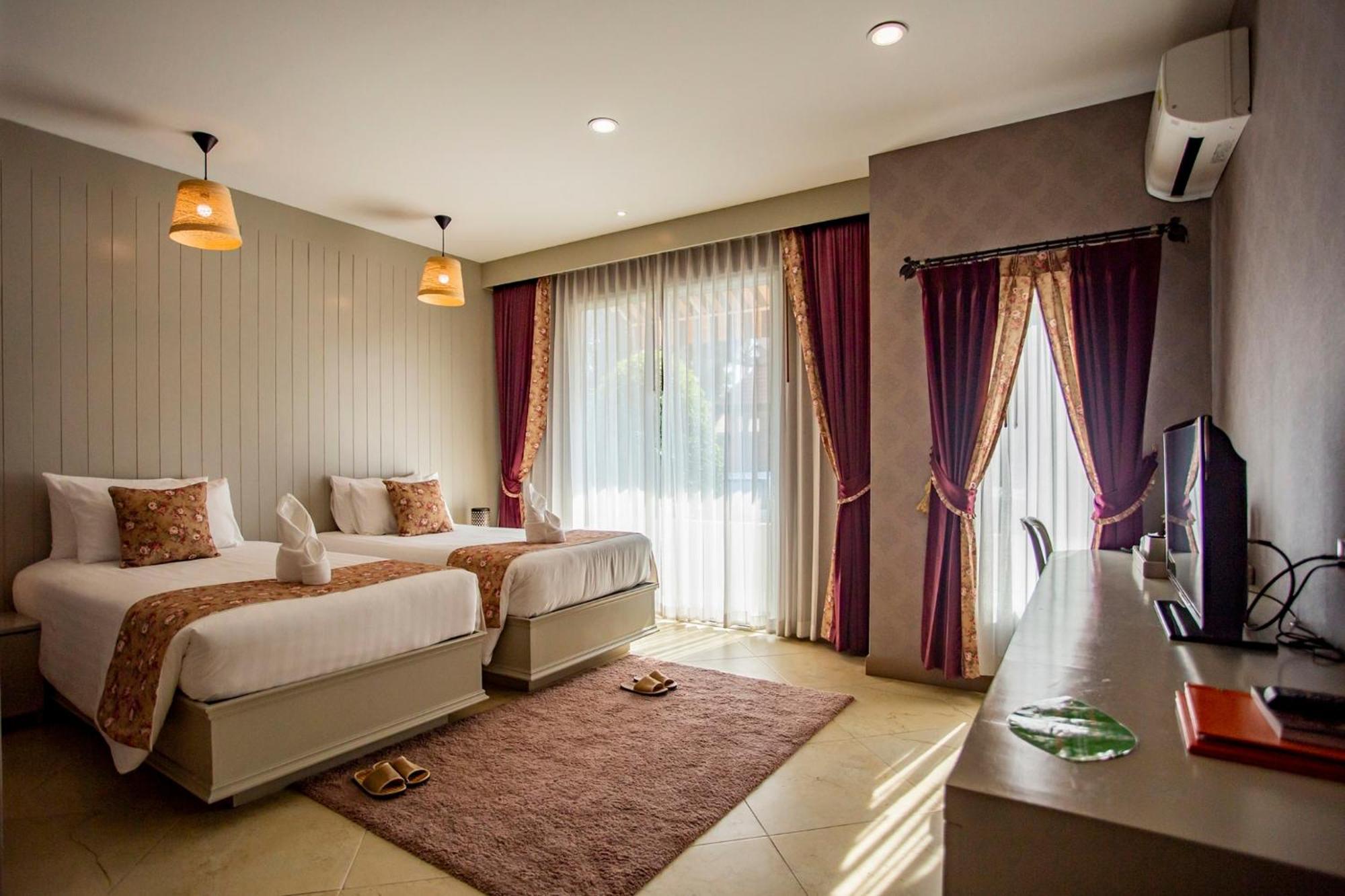 La Villa Boutique Hotel Aranya Prathet Buitenkant foto